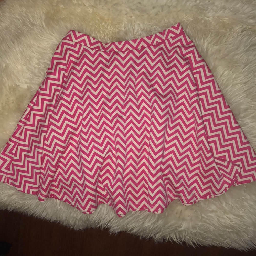 Pink and white skirt SZ Small